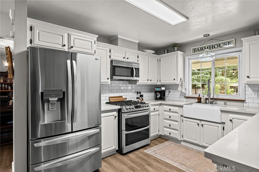 Image 13 of property listing at 9761 Lott Road, Durham, CA 95938