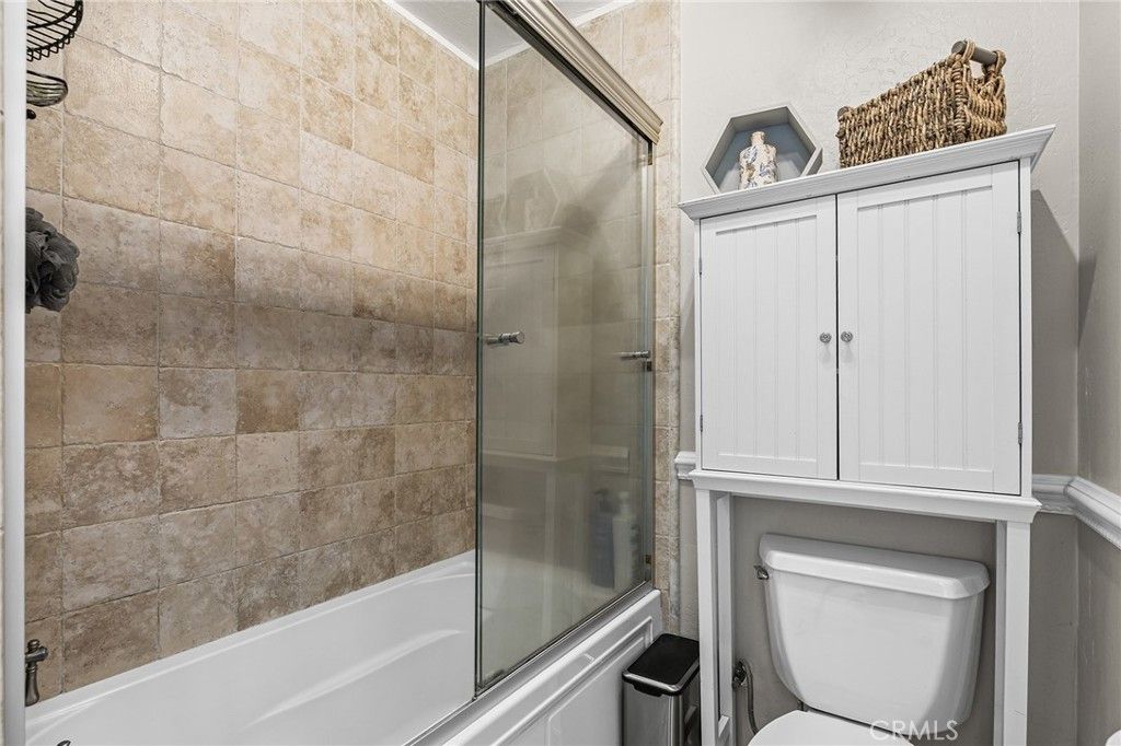 Image 28 of property listing at 9761 Lott Road, Durham, CA 95938