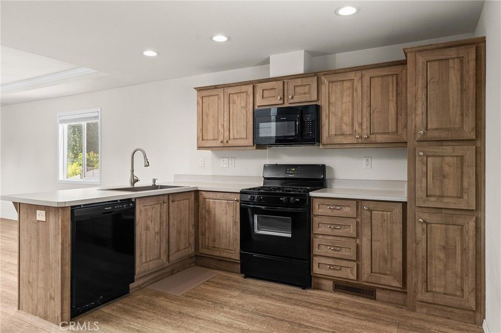 Image 53 of property listing at 9761 Lott Road, Durham, CA 95938