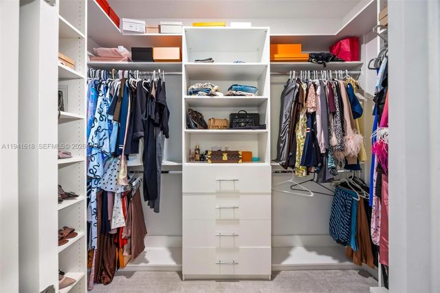 4510 W Pinehurst Trl W, Oakland Park, FL 33309