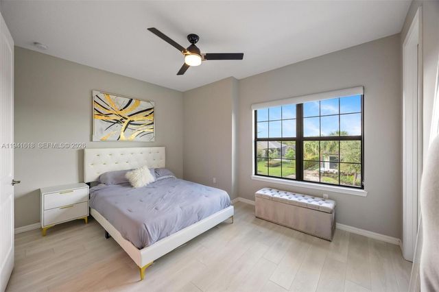 4510 W Pinehurst Trl W, Oakland Park, FL 33309