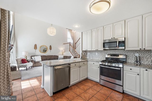 4179 MILADIES LN, Doylestown, PA 18902