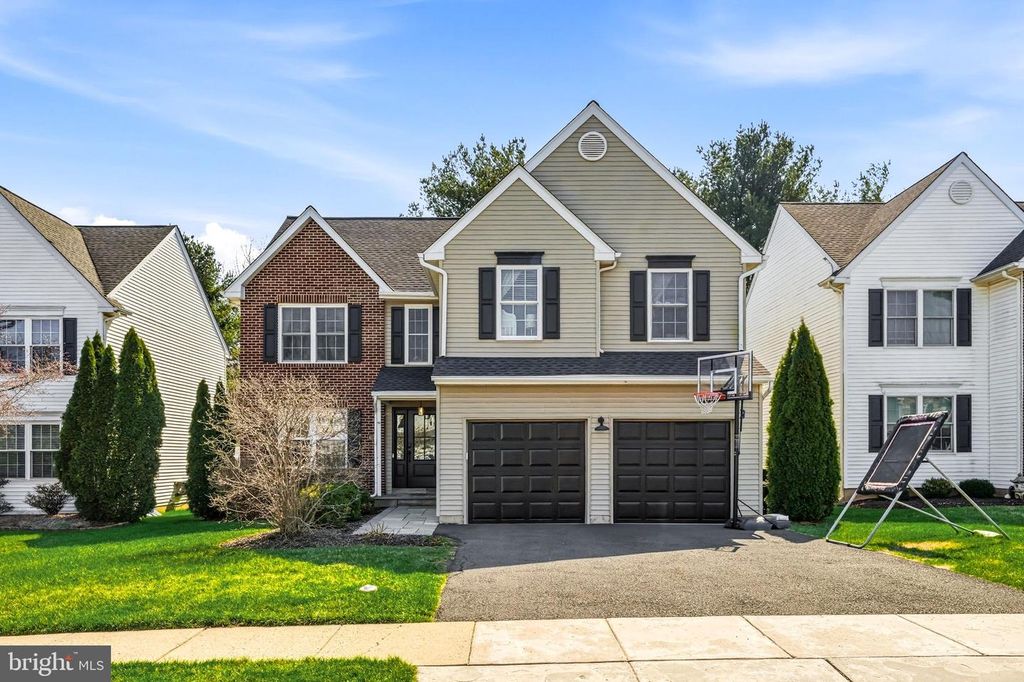 4179 MILADIES LN, Doylestown, PA 18902