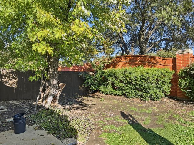 539 Ranch Trail 172, Irving, TX 75063