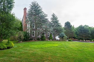 5 Nichols Street, Rehoboth, MA 02769