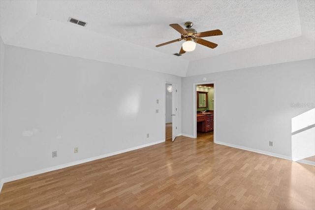 11205 KERRY HILLS COURT, Riverview, FL 33569