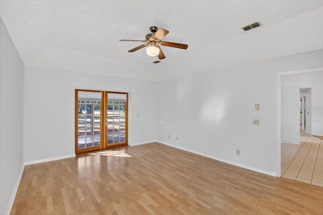 11205 KERRY HILLS COURT, Riverview, FL 33569