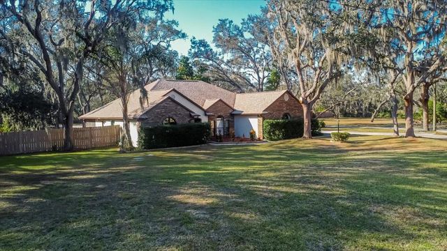 11205 KERRY HILLS COURT, Riverview, FL 33569