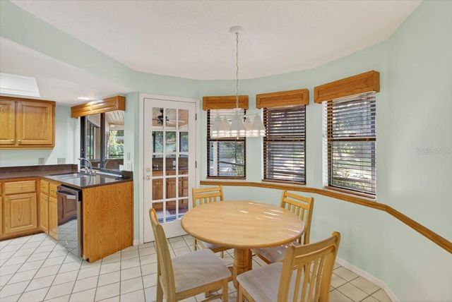 11205 KERRY HILLS COURT, Riverview, FL 33569