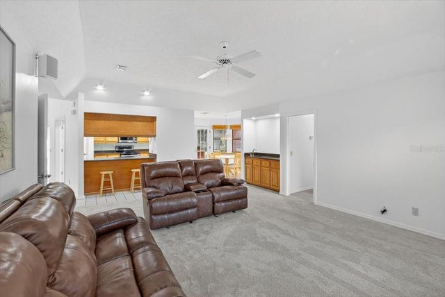 11205 KERRY HILLS COURT, Riverview, FL 33569