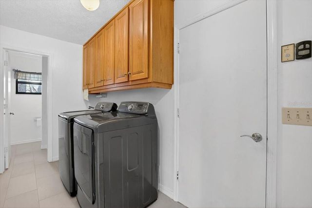 11205 KERRY HILLS COURT, Riverview, FL 33569