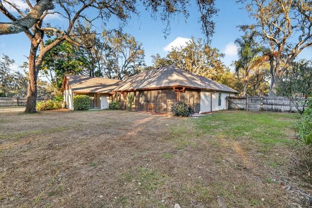 11205 KERRY HILLS COURT, Riverview, FL 33569