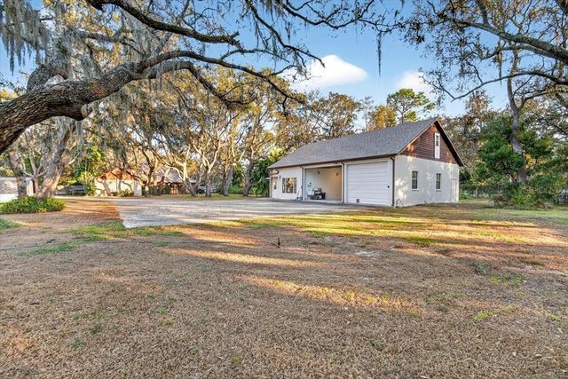 11205 KERRY HILLS COURT, Riverview, FL 33569