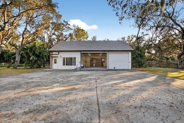 11205 KERRY HILLS COURT, Riverview, FL 33569