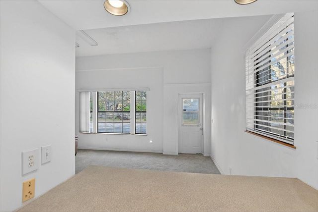 11205 KERRY HILLS COURT, Riverview, FL 33569