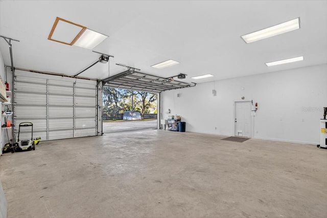 11205 KERRY HILLS COURT, Riverview, FL 33569