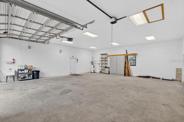 11205 KERRY HILLS COURT, Riverview, FL 33569