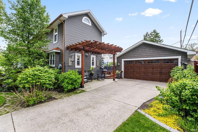 4428 Indiana Avenue, Fort Wayne, IN 46807