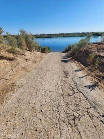 36500 Hwy 95 H2, Blythe, CA 92225