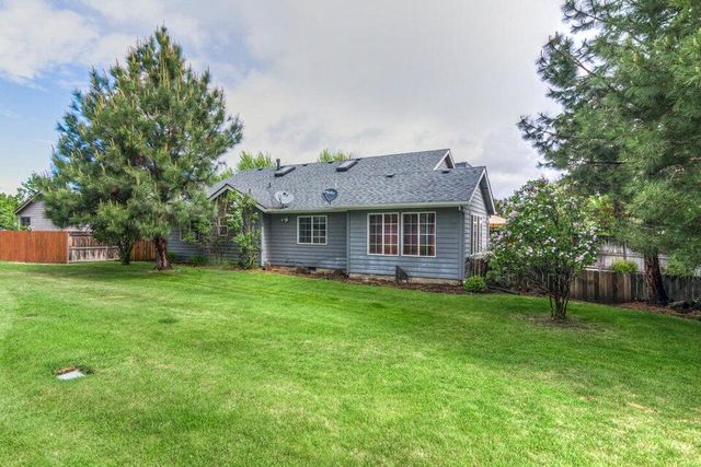 3393 NE Stonebrook Loop, Bend, OR 97701