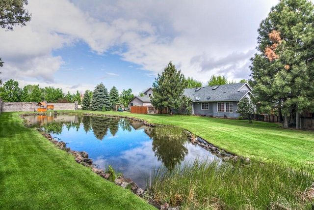 3393 NE Stonebrook Loop, Bend, OR 97701