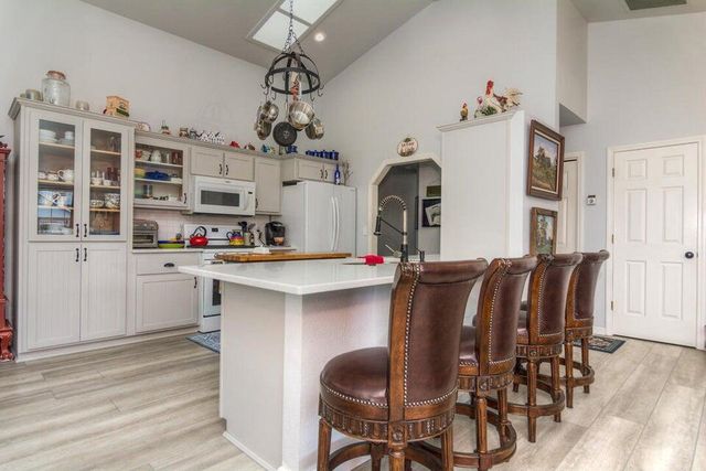 3393 NE Stonebrook Loop, Bend, OR 97701