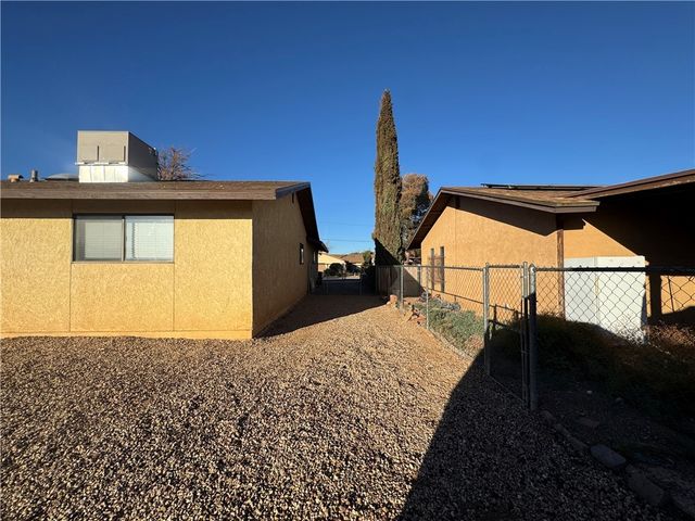 3698 N Roosevelt Street, Kingman, AZ 86409
