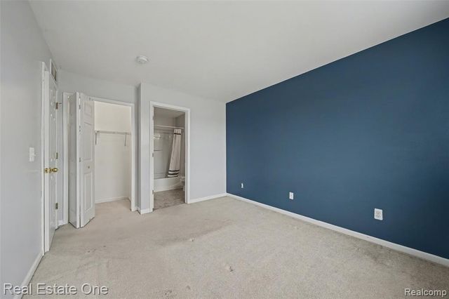 666 Lydia Lane, Pontiac, MI 48341