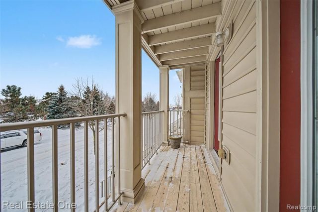 666 Lydia Lane, Pontiac, MI 48341