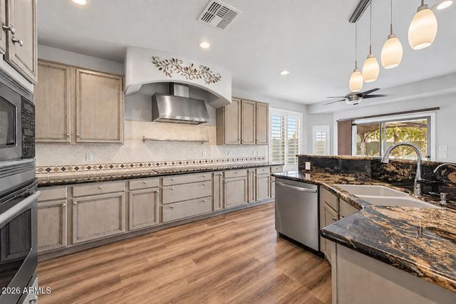 27623 N 65TH Drive, Phoenix, AZ 85083