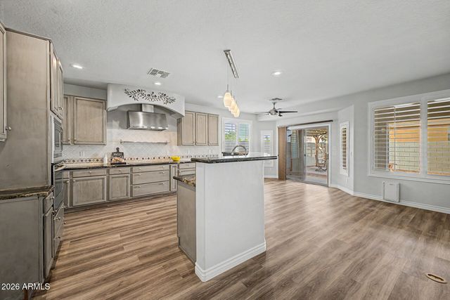 27623 N 65TH Drive, Phoenix, AZ 85083