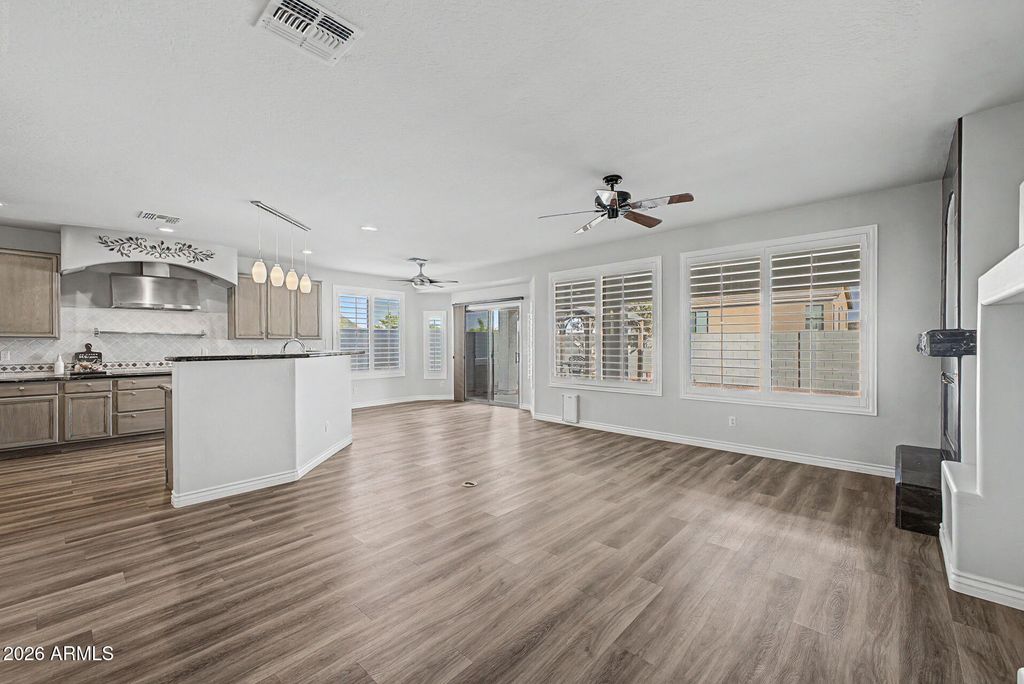 27623 N 65TH Drive, Phoenix, AZ 85083 — photo 3