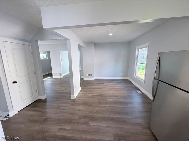 337 Lucas Street, Barberton, OH 44203
