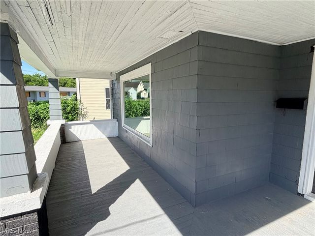 337 Lucas Street, Barberton, OH 44203