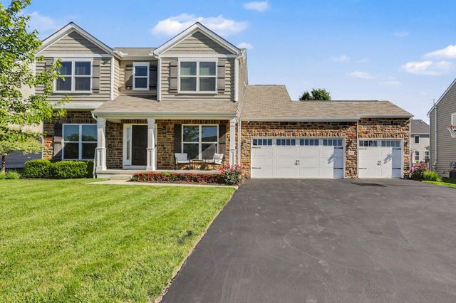 1818 Stargrass Avenue, Grove City, OH 43123