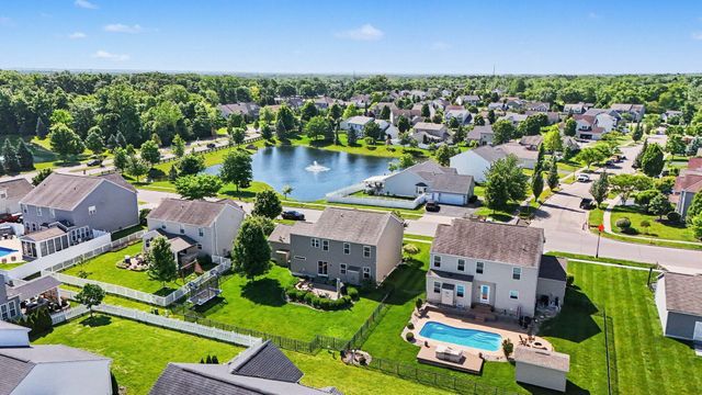 1818 Stargrass Avenue, Grove City, OH 43123