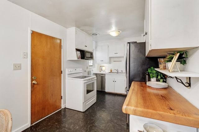 8788 Elm Avenue, Orangevale, CA 95662