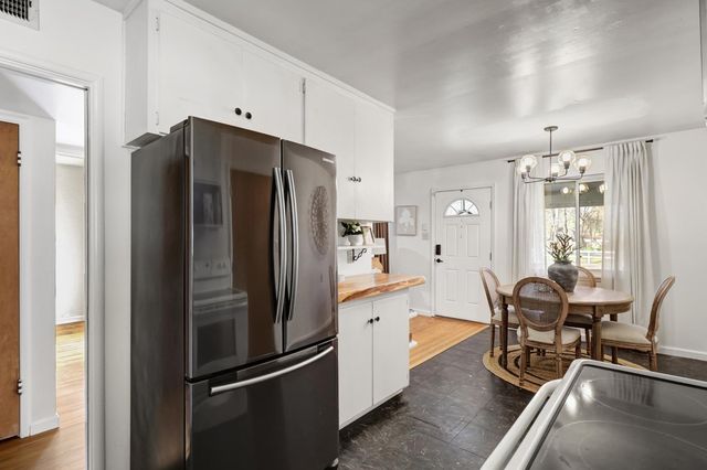 8788 Elm Avenue, Orangevale, CA 95662