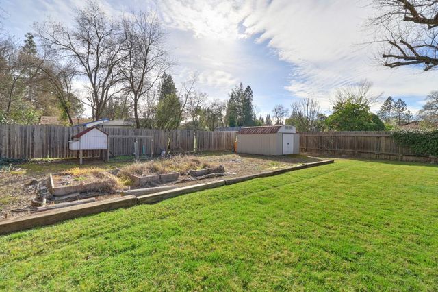8788 Elm Avenue, Orangevale, CA 95662