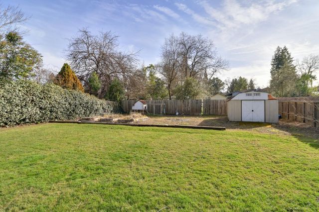 8788 Elm Avenue, Orangevale, CA 95662