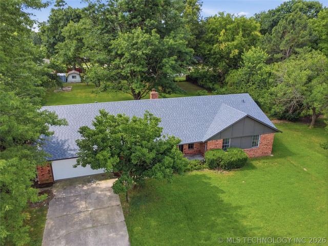 25302 E 64th Street S, Broken Arrow, OK 74014