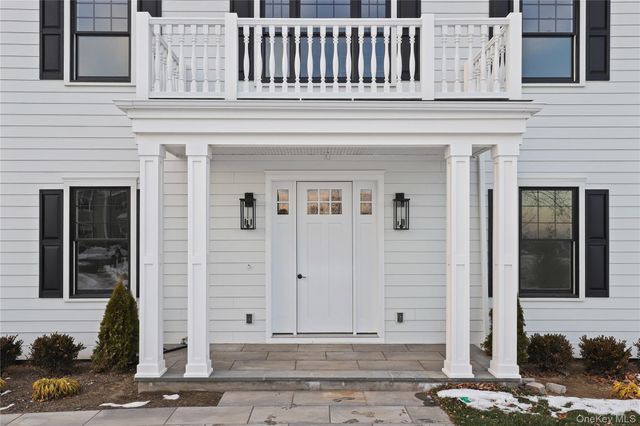 20 Hilltop Drive, Port Chester, NY 10573