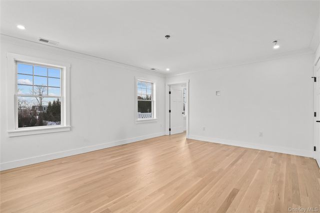 20 Hilltop Drive, Port Chester, NY 10573