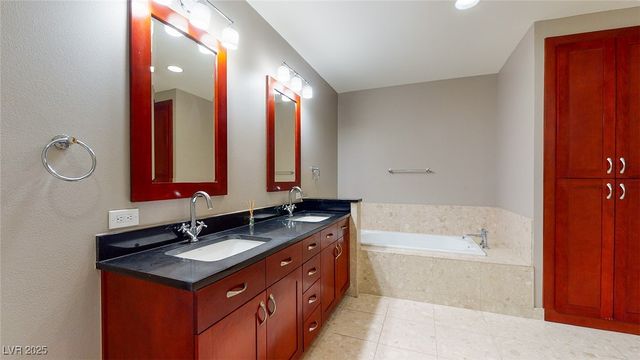 4575 Dean Martin Drive 609, Las Vegas, NV 89103