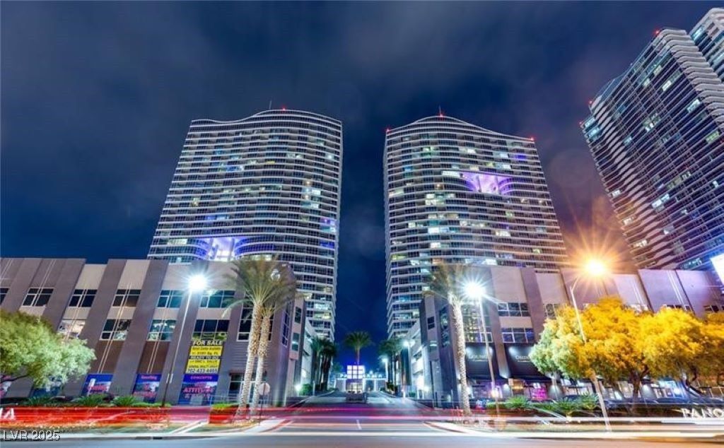 4575 Dean Martin Drive 609, Las Vegas, NV 89103