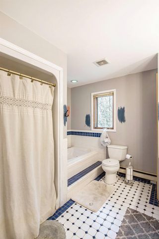 9777 Lambs Road, Wales, MI 48027