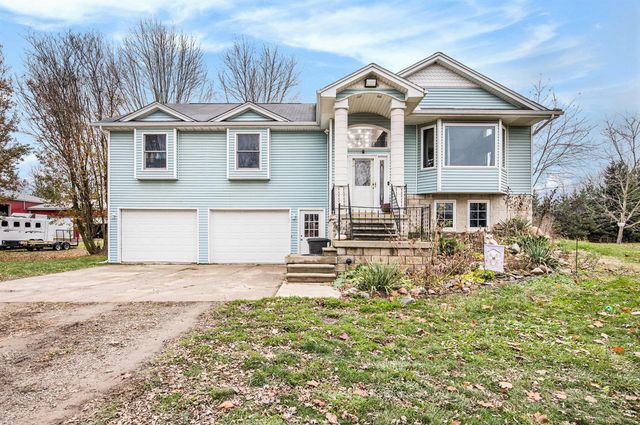 9777 Lambs Road, Wales, MI 48027