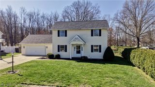 1712 Rolland Avenue NE, New Philadelphia, OH 44663