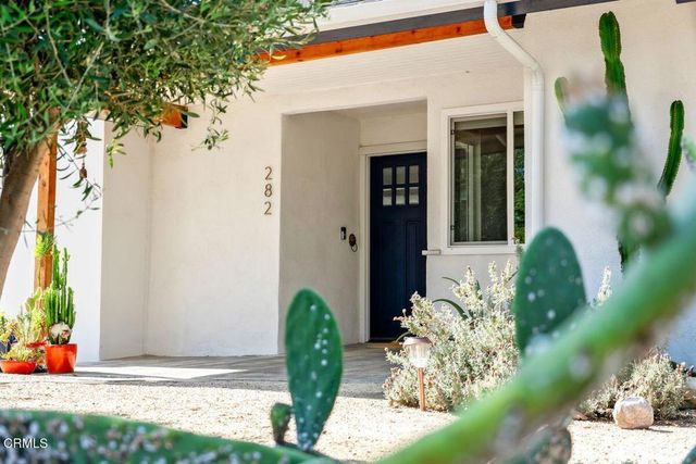 282 Teasdale Street, Thousand Oaks, CA 91360