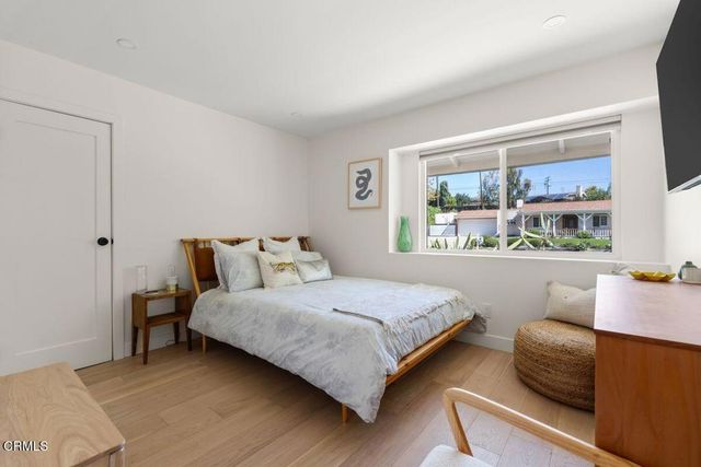 282 Teasdale Street, Thousand Oaks, CA 91360
